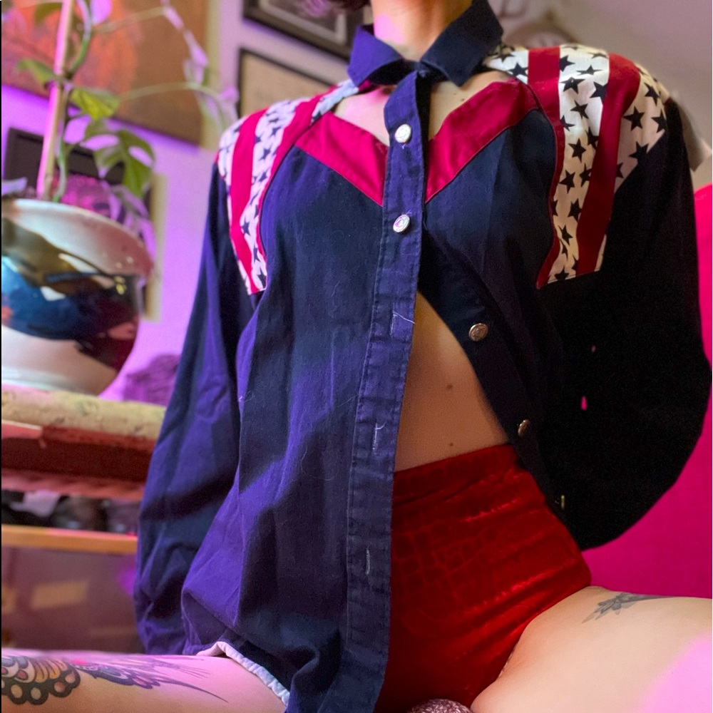 Roper buttoned up collared cut out long sleeve blouse